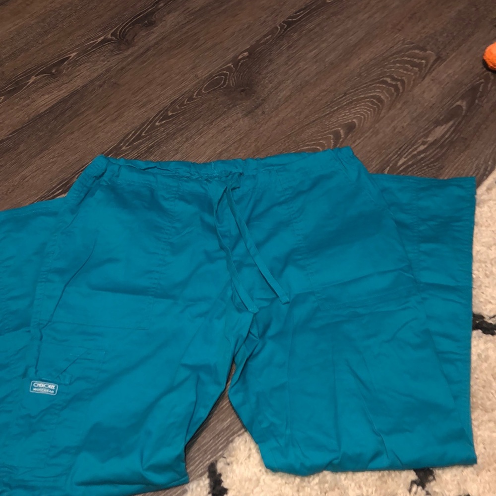Scrub bottoms